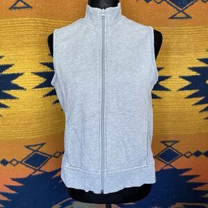 L.L. Bean 90’s Gray Sweater Vest. Zip Up. Pockets Inside/out. Size Small. Cotton
